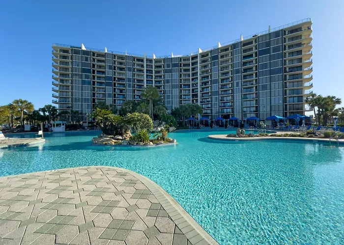 Edgewater Villa 0402 \'Serenity Now\'